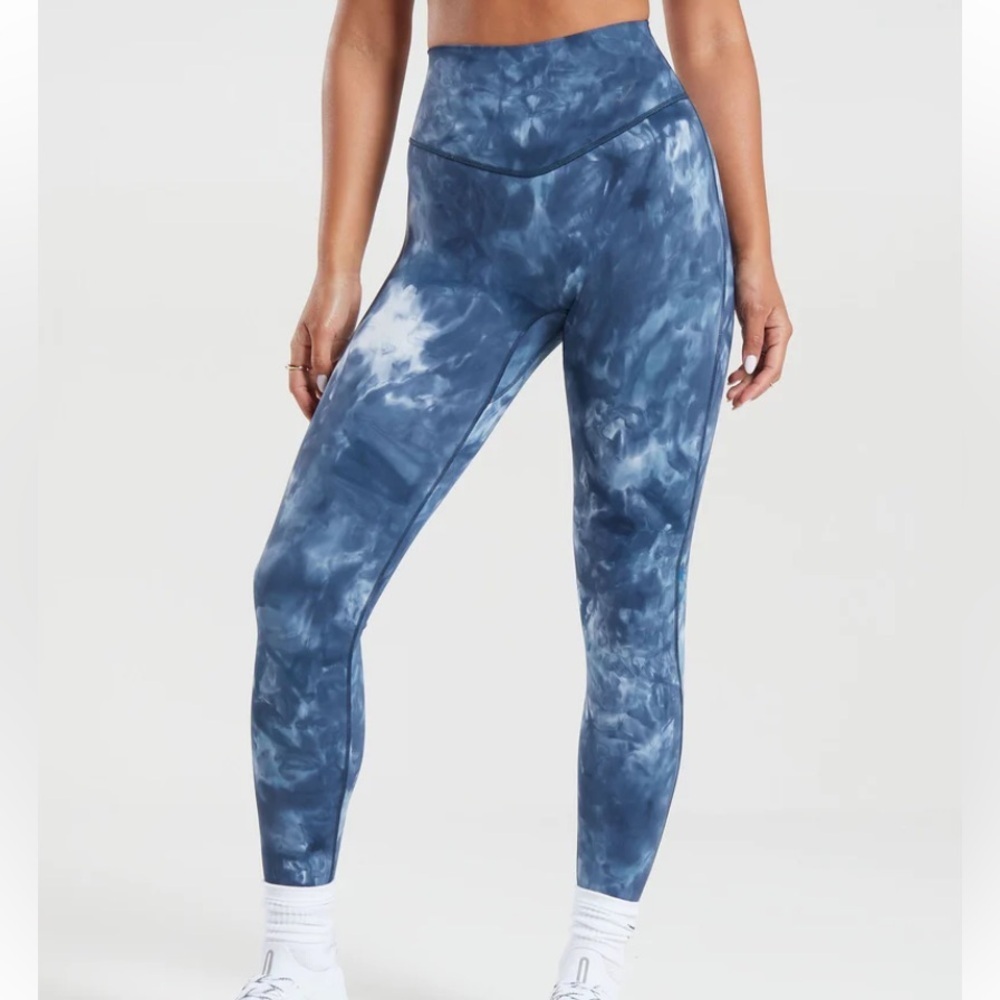Gymshark Elevate Leggings in Lakeside Blue Spray Dye - XS Vietnam